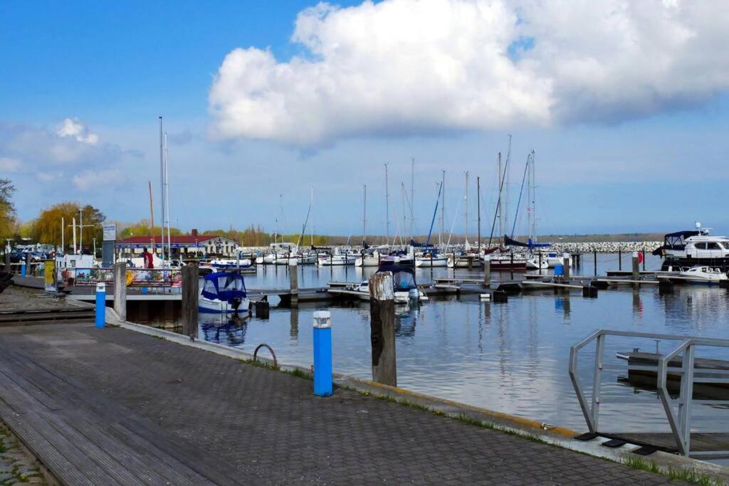 Wohnen Im Hafen Von Barth Mit Gemuetlicher Terrasse Барт Екстер'єр фото